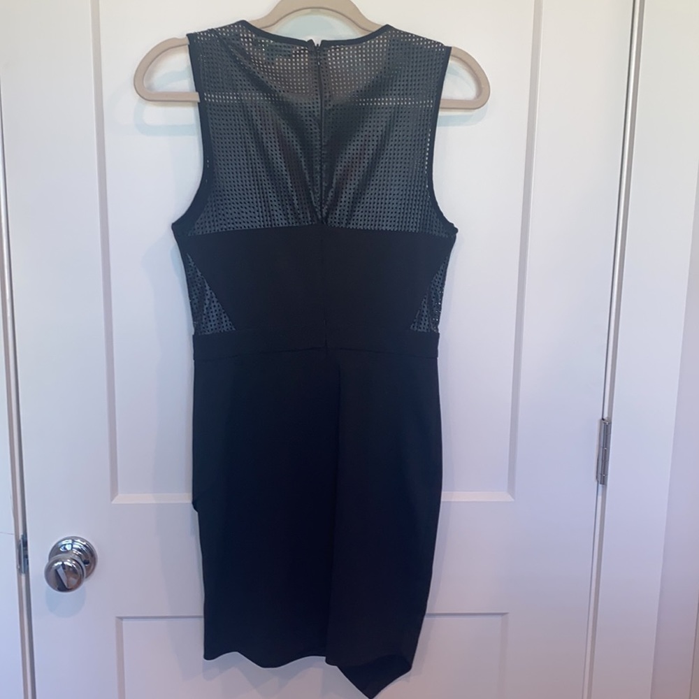 LBD - Picture 4 of 4